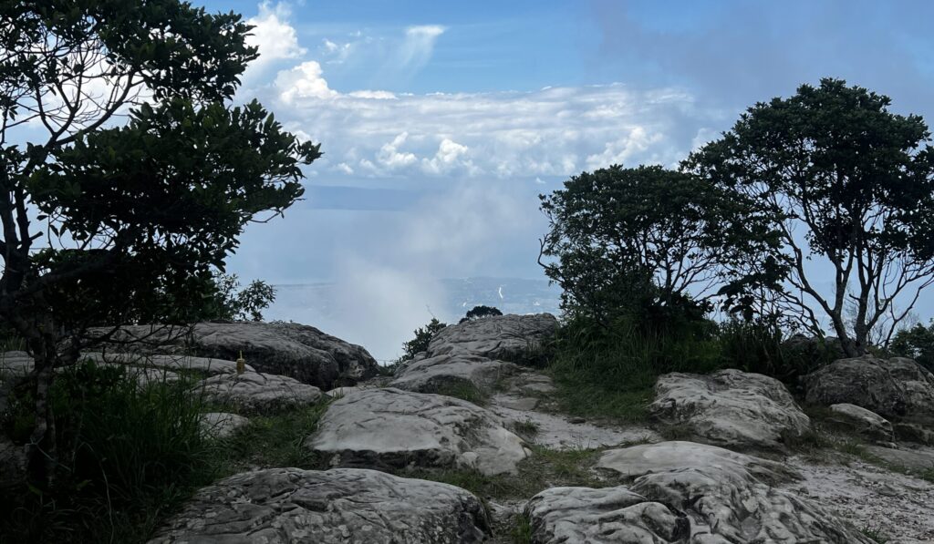 Zdumiewające widoki z góry bokor
