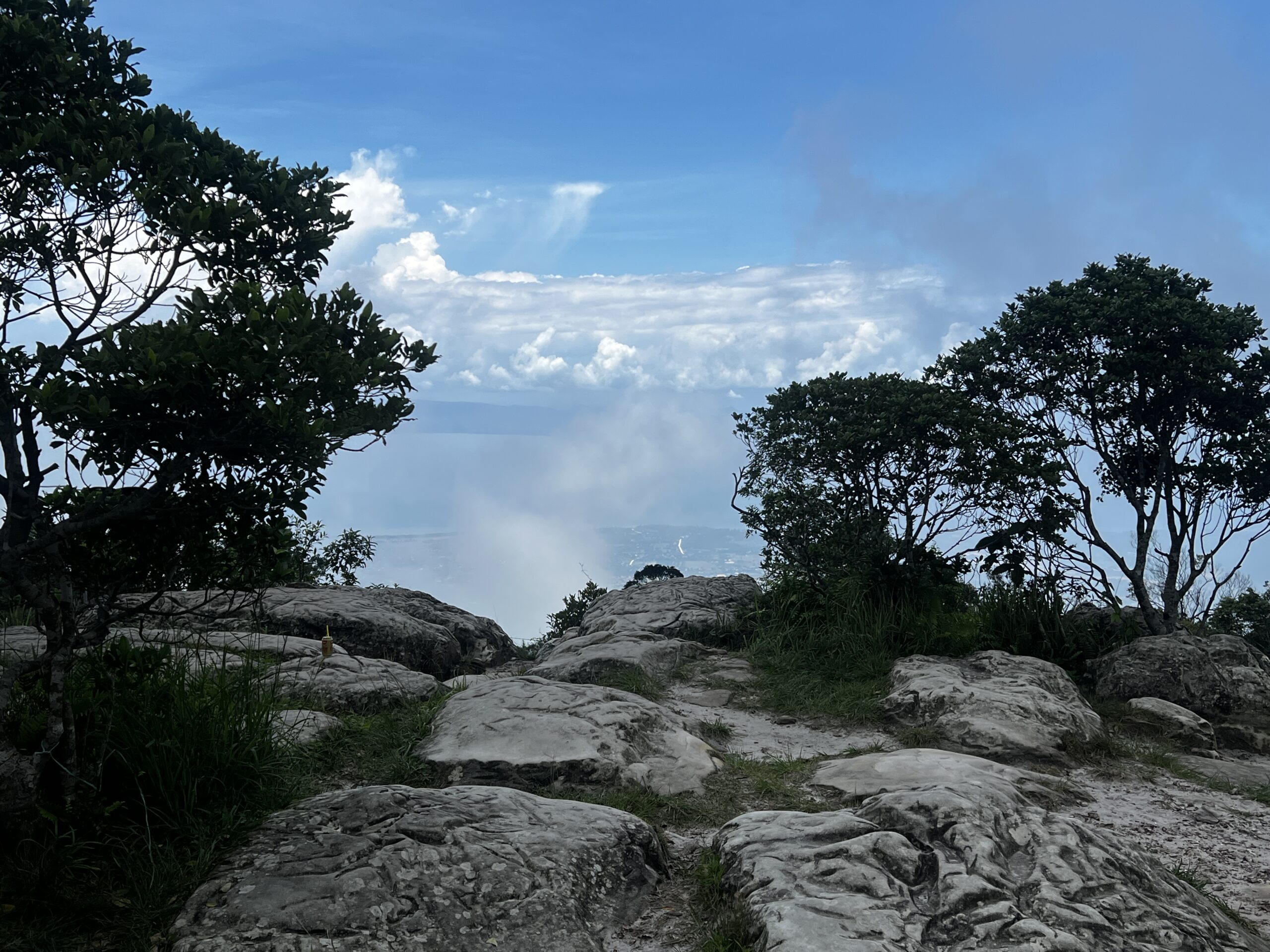 Wycieczka bokor jaskinie farma pieprzu, zdumiewający widok z góry bokor na zatokę tajlandzką